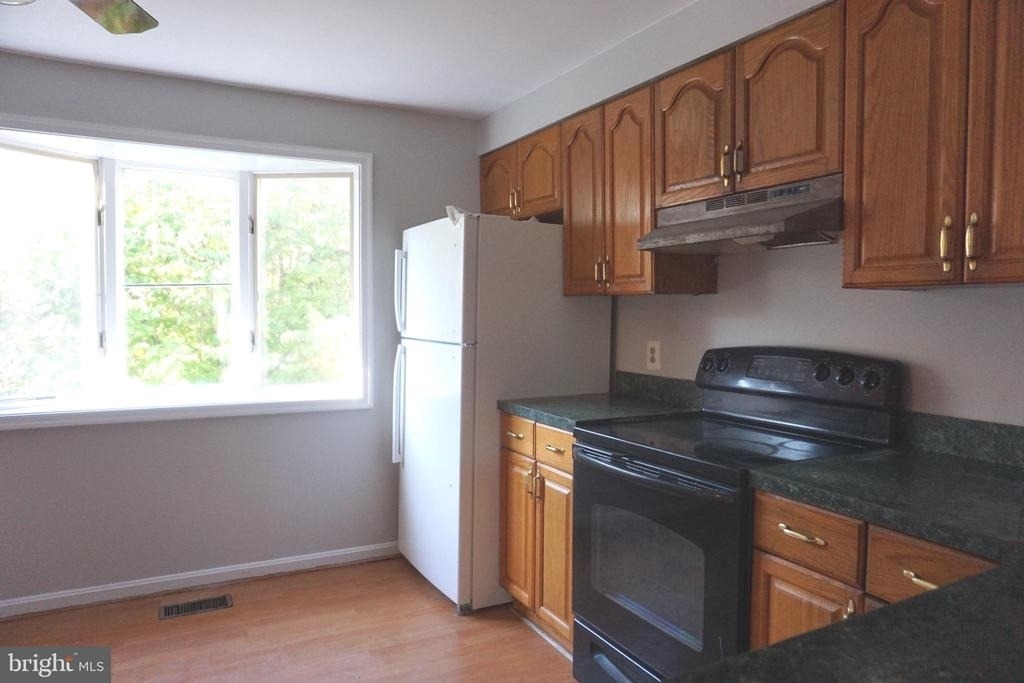 19 Shady Spring Place - Photo 6