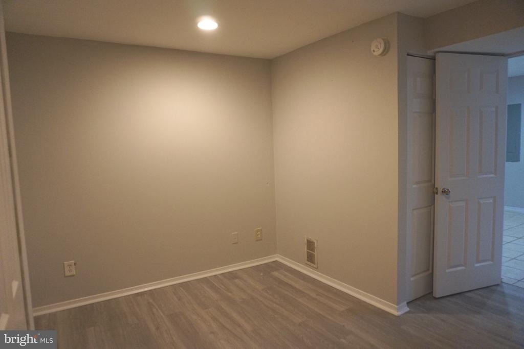 19 Shady Spring Place - Photo 10