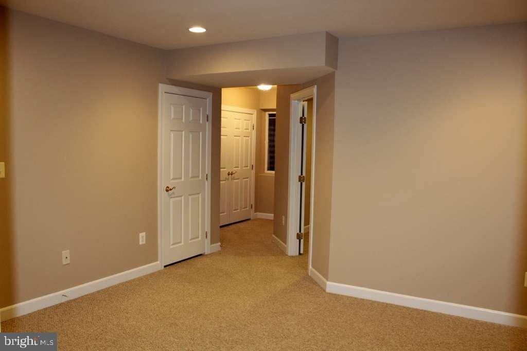 1503 Regent Manor Court - Photo 14