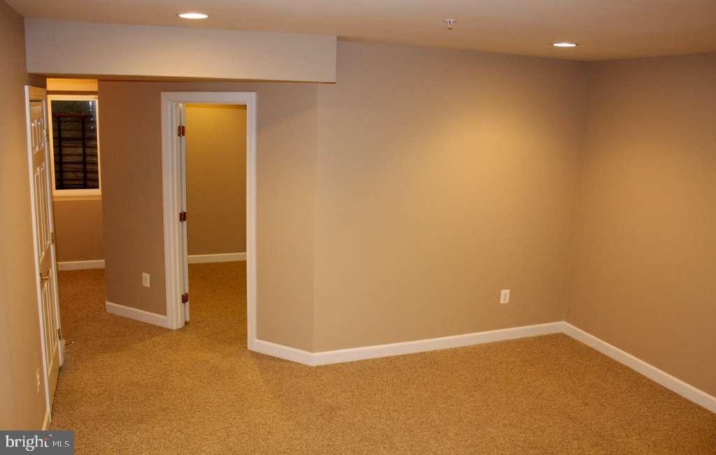 1503 Regent Manor Court - Photo 15
