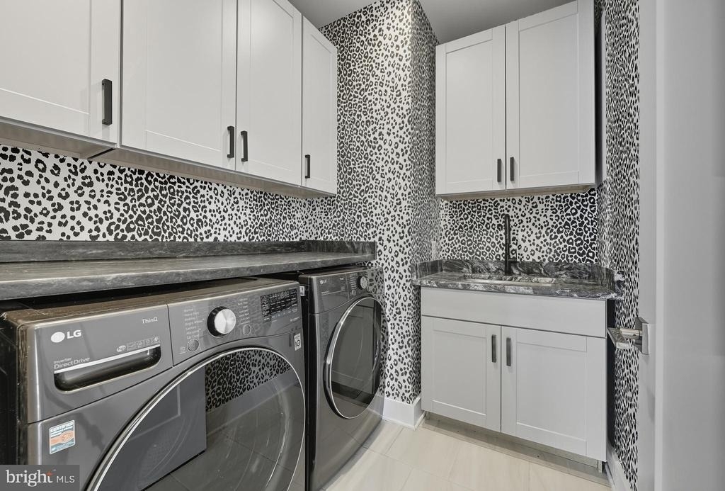 8215 River Road - Photo 13