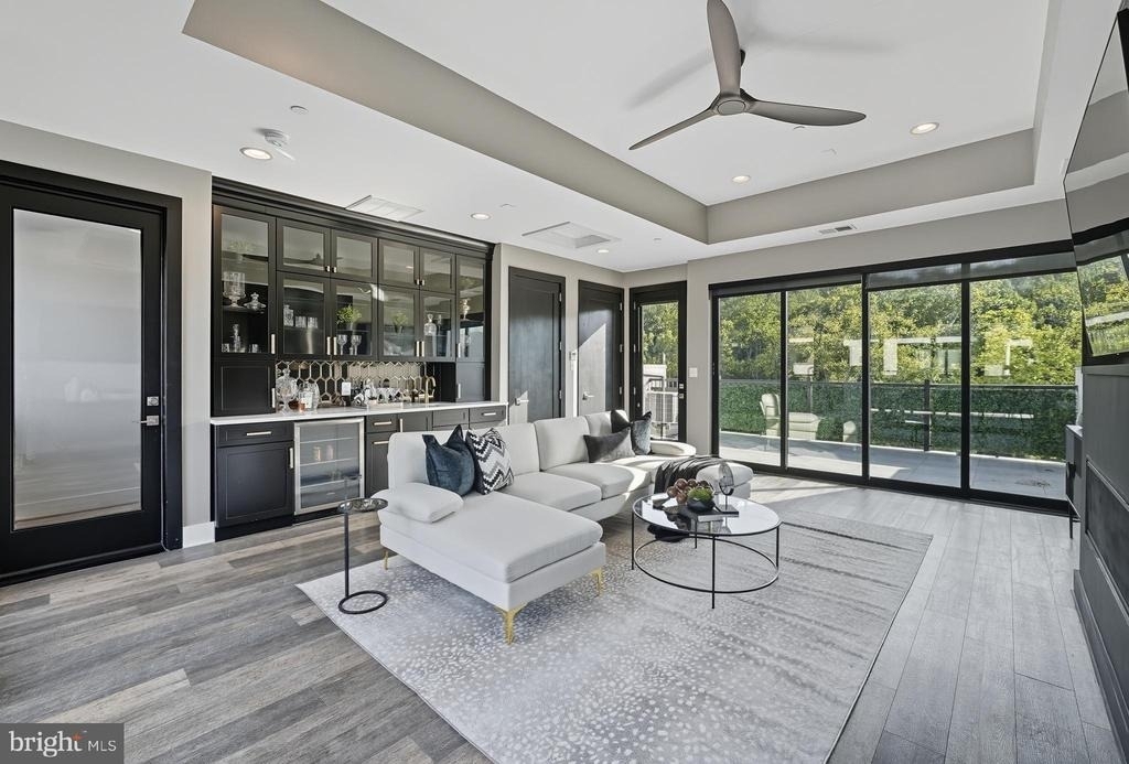 8215 River Road - Photo 19