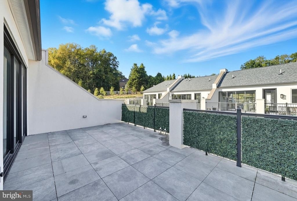 8215 River Road - Photo 23