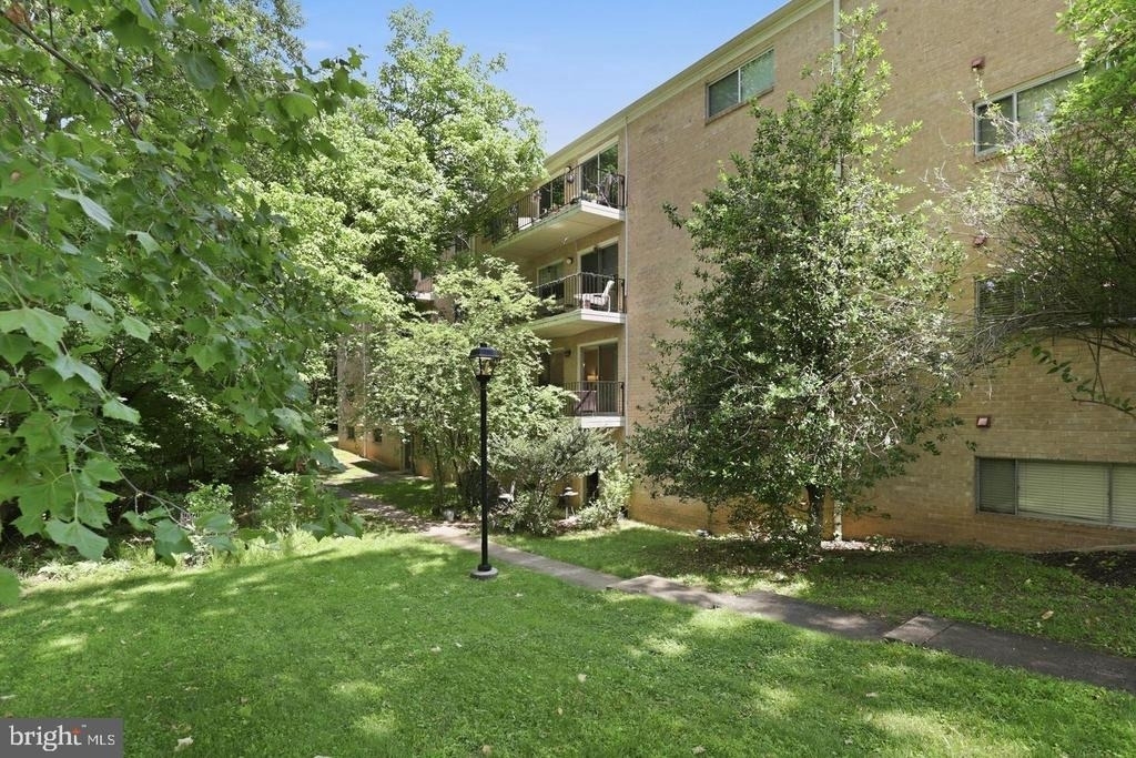 10636 Montrose Avenue - Photo 30