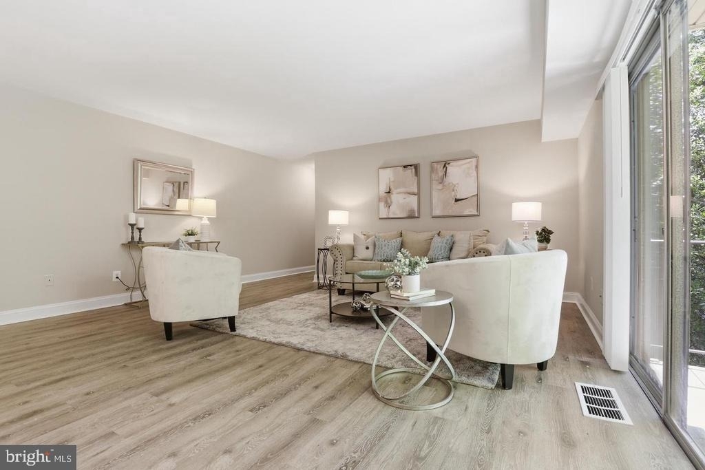 10636 Montrose Avenue - Photo 8