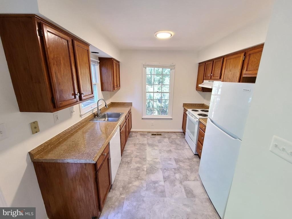 8662 Fountain Valley - Photo 36