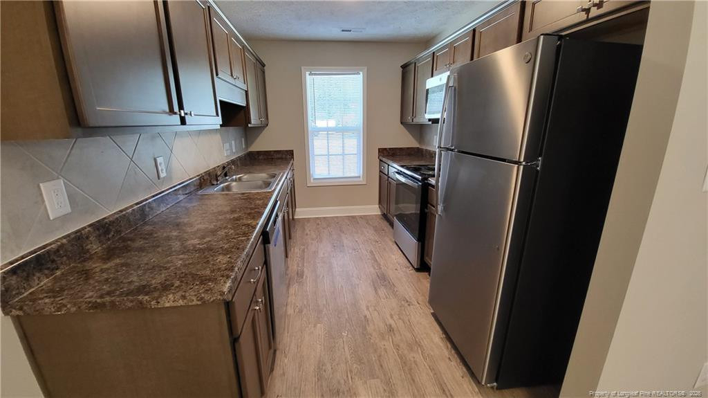 1700 E 7th Street - Photo 3