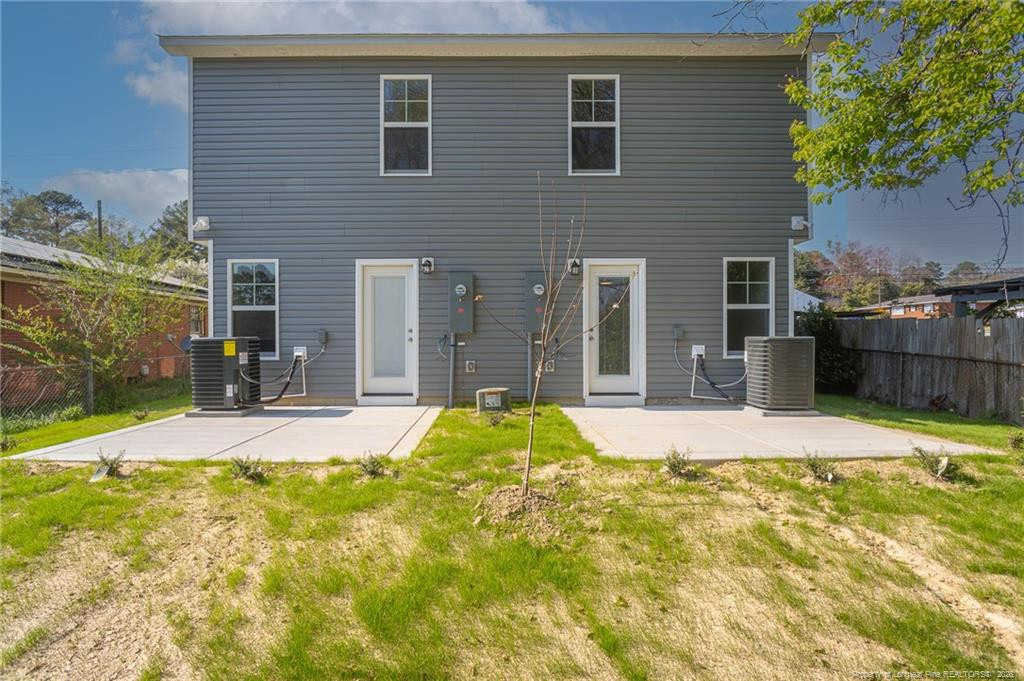 907 Rochester Drive - Photo 1