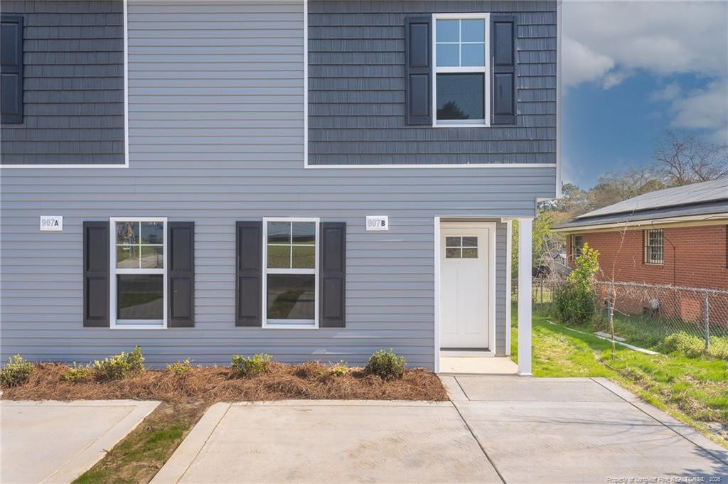 907 Rochester Drive - Photo 3