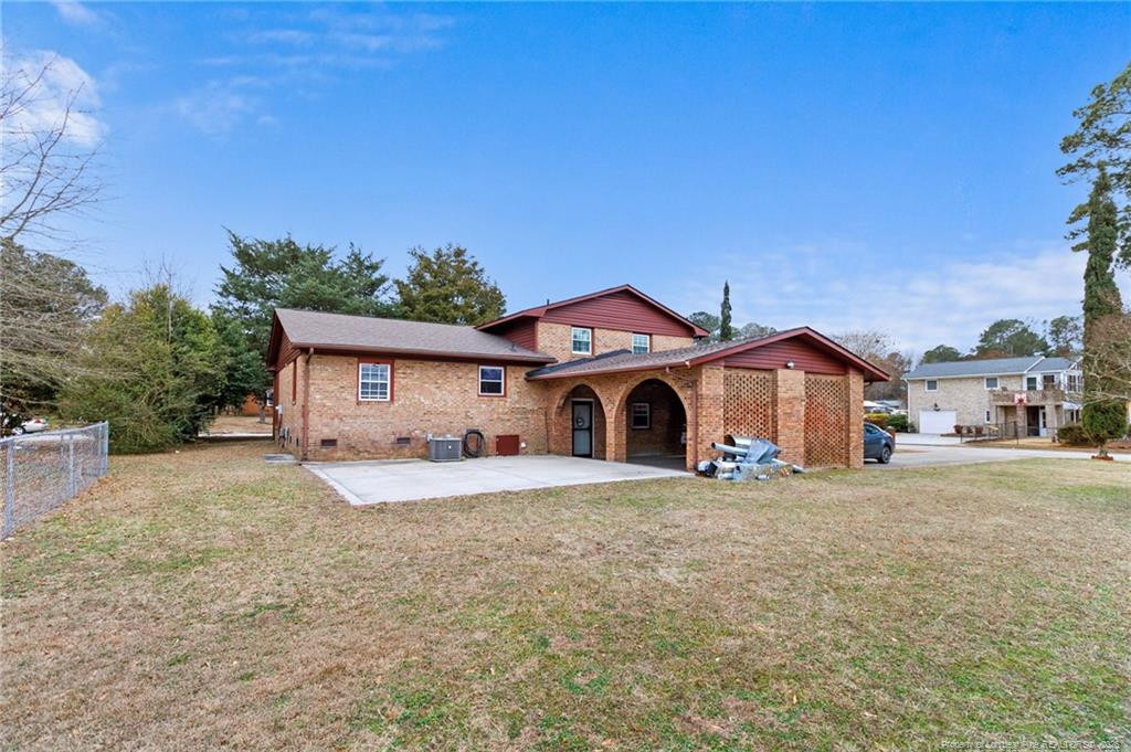 612 Freda Court - Photo 33