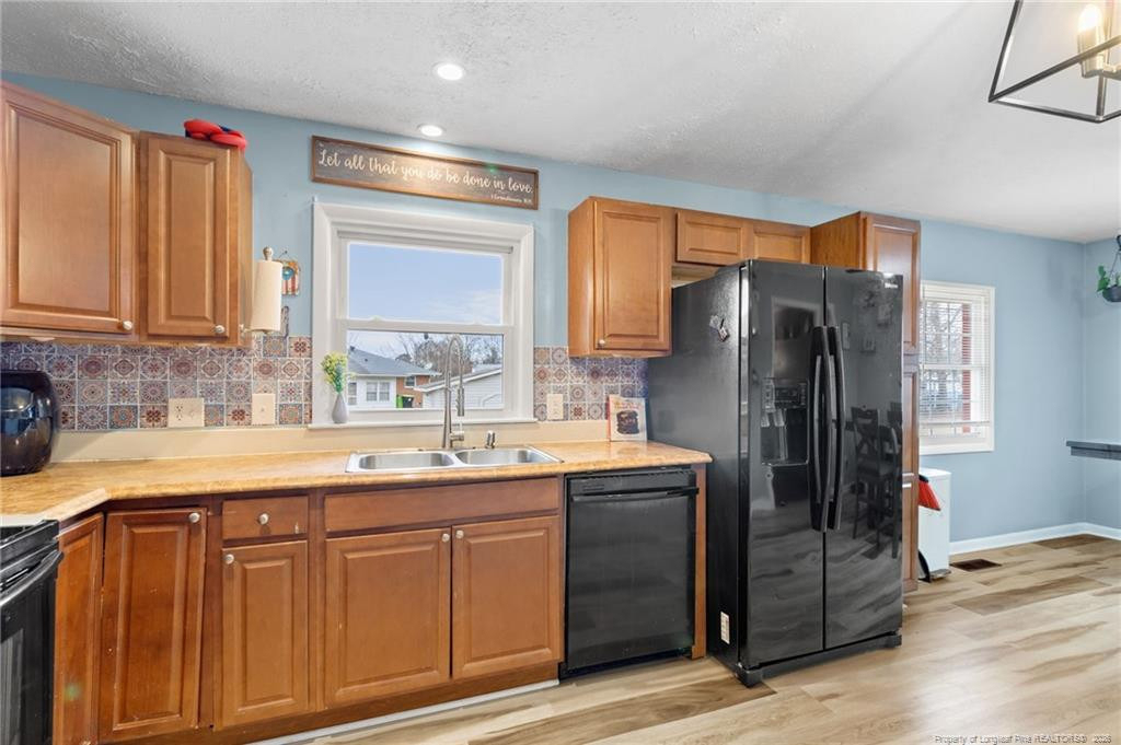 612 Freda Court - Photo 11