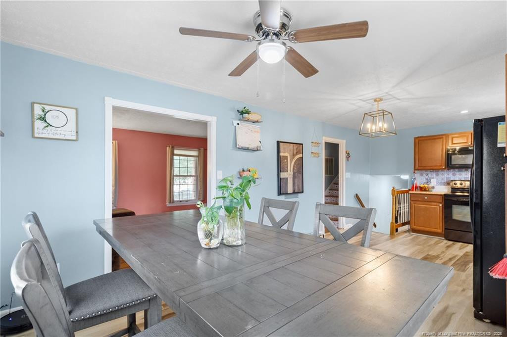 612 Freda Court - Photo 8