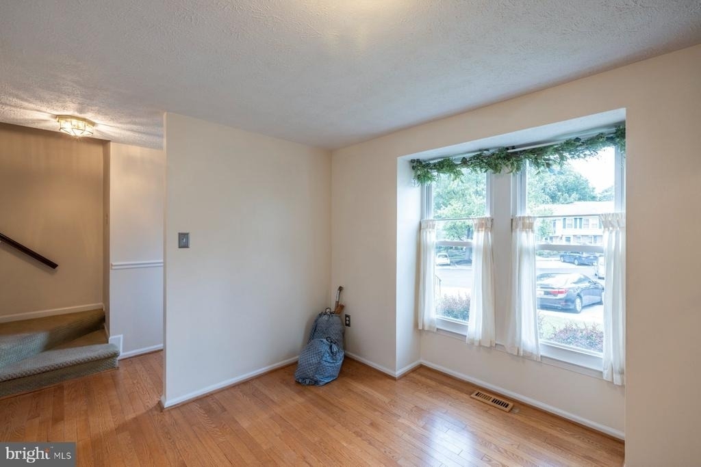7510 Summer Blossom Lane Sw - Photo 5