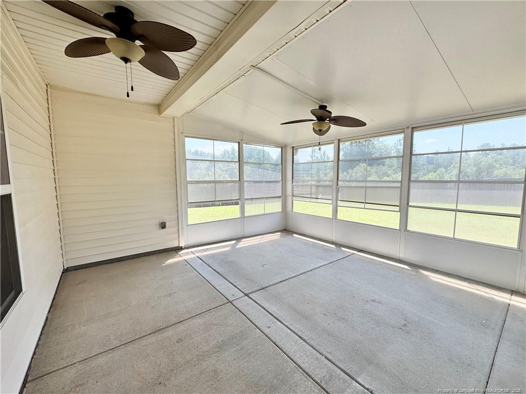 1012 Ronald Reagan Drive - Photo 17