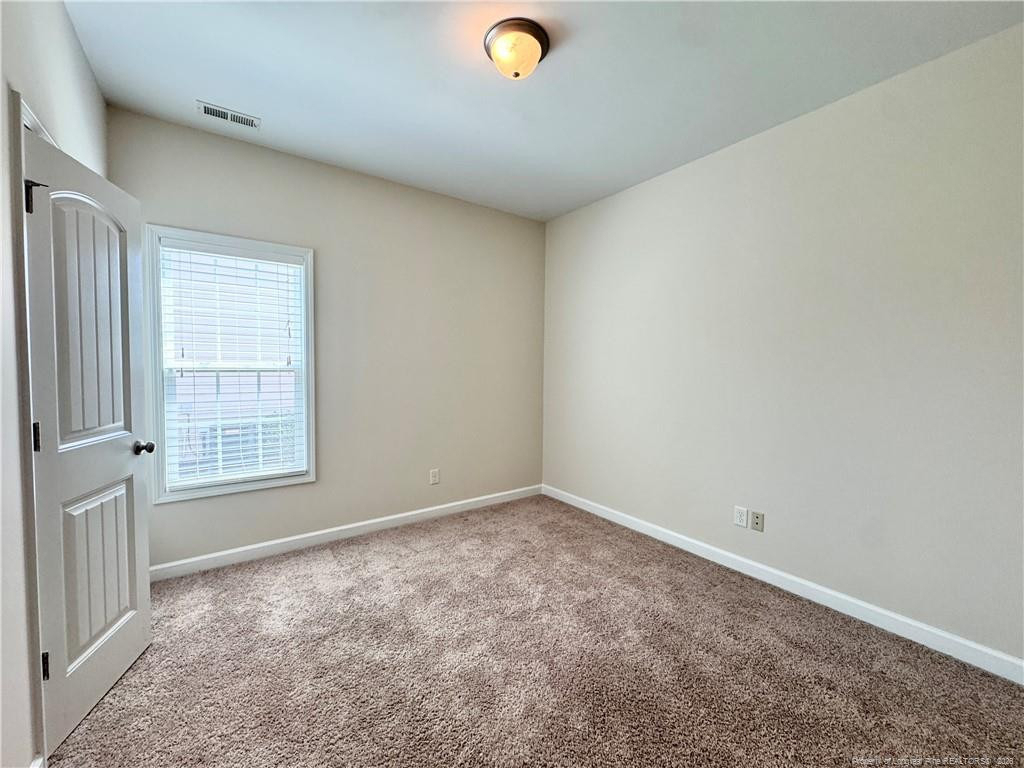1012 Ronald Reagan Drive - Photo 13