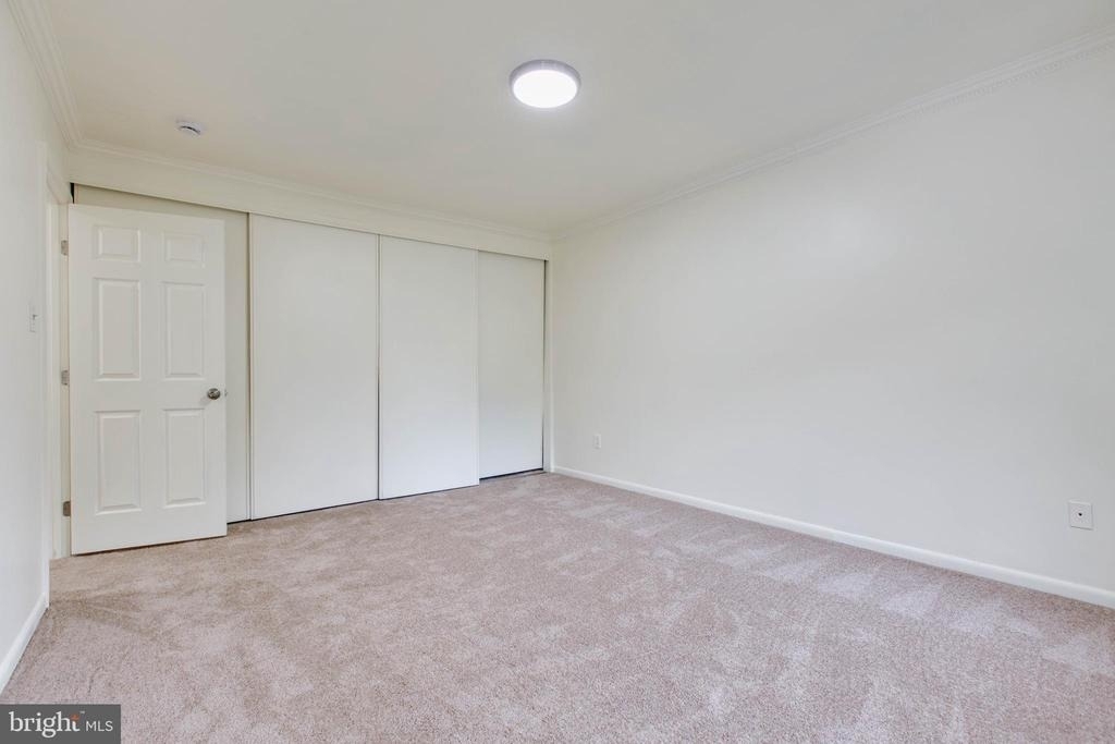 5461 Enberend Terrace - Photo 26