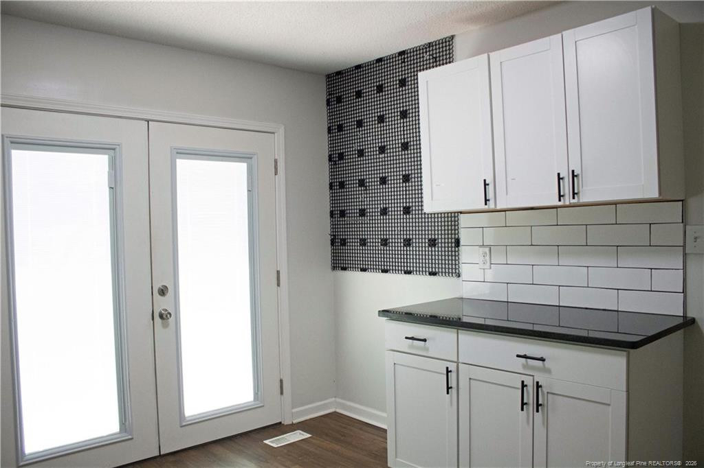 5839 Rivercroft Road - Photo 4