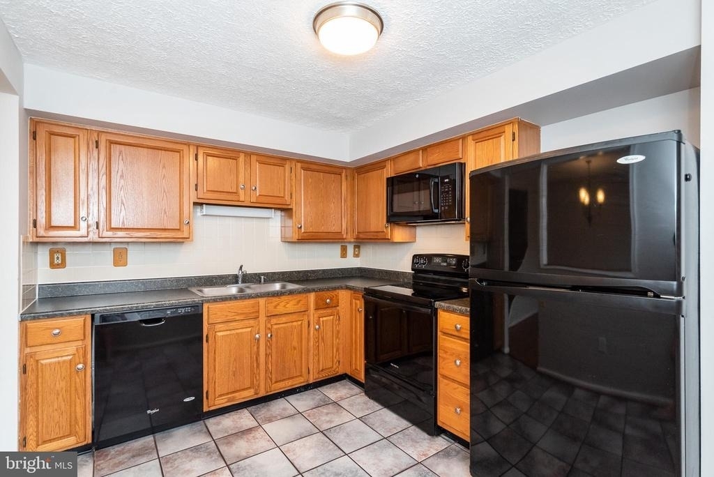 3348 Raccoon Court - Photo 16
