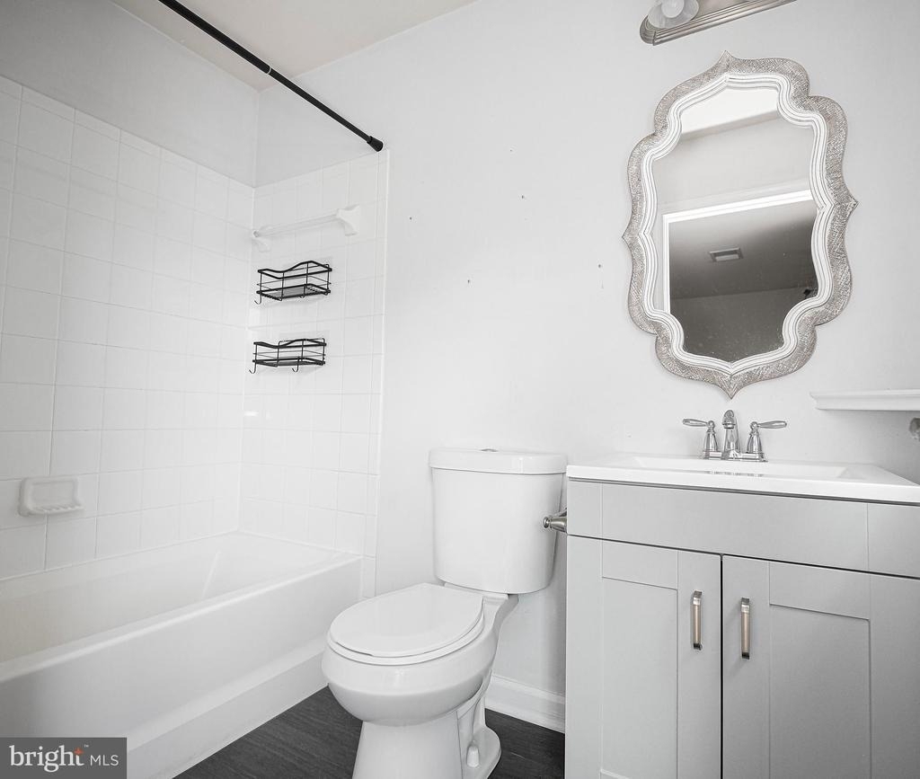 403 Train Court - Photo 15