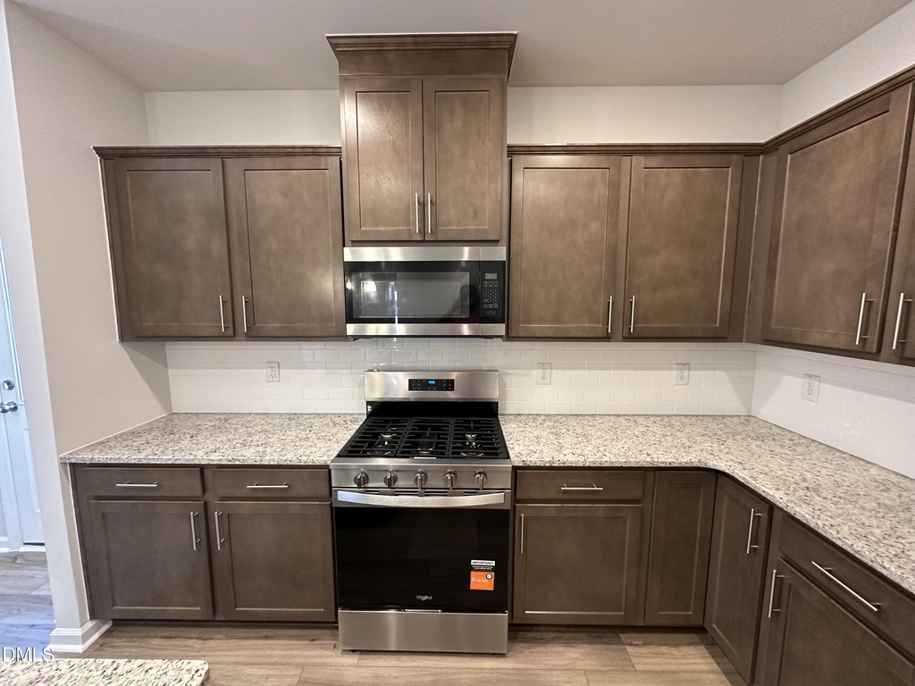262 Ravenscraig Park Place - Photo 5