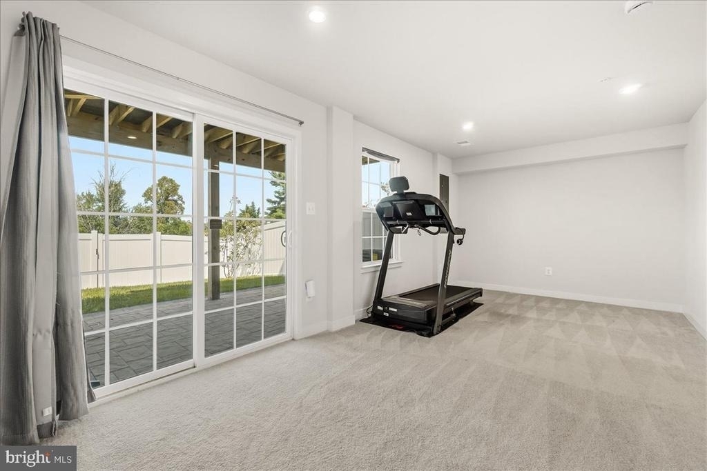 1403 Wilmer Park Lane - Photo 19
