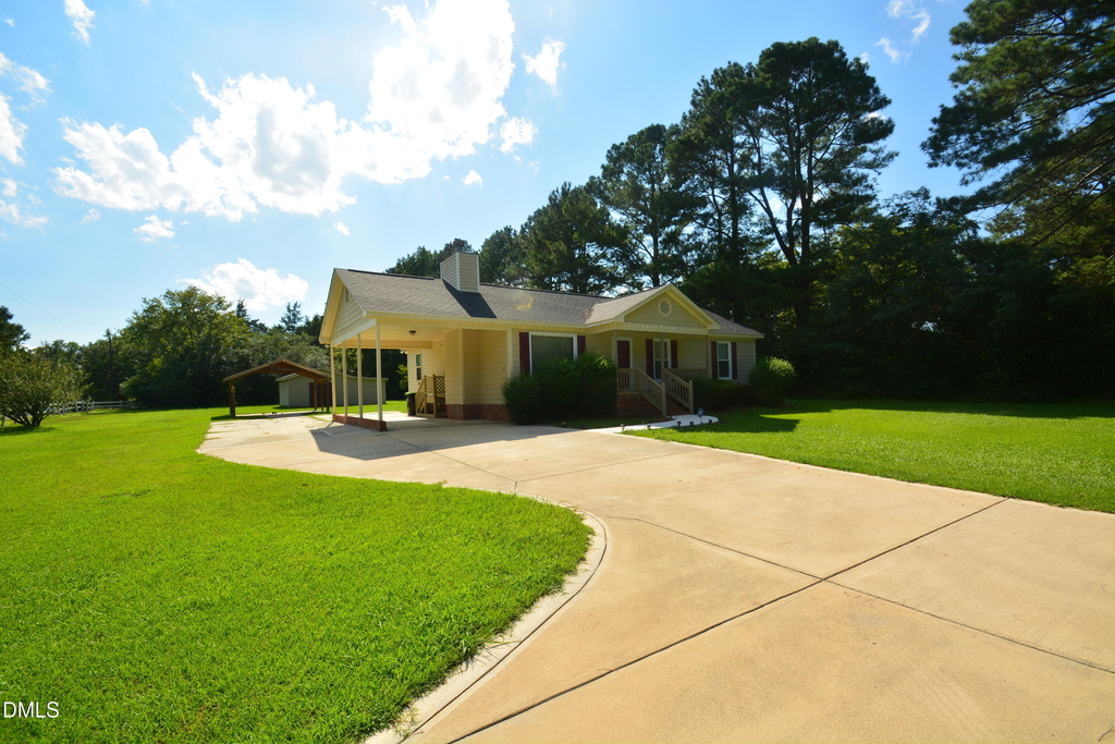 1352 Little Devine Road - Photo 1
