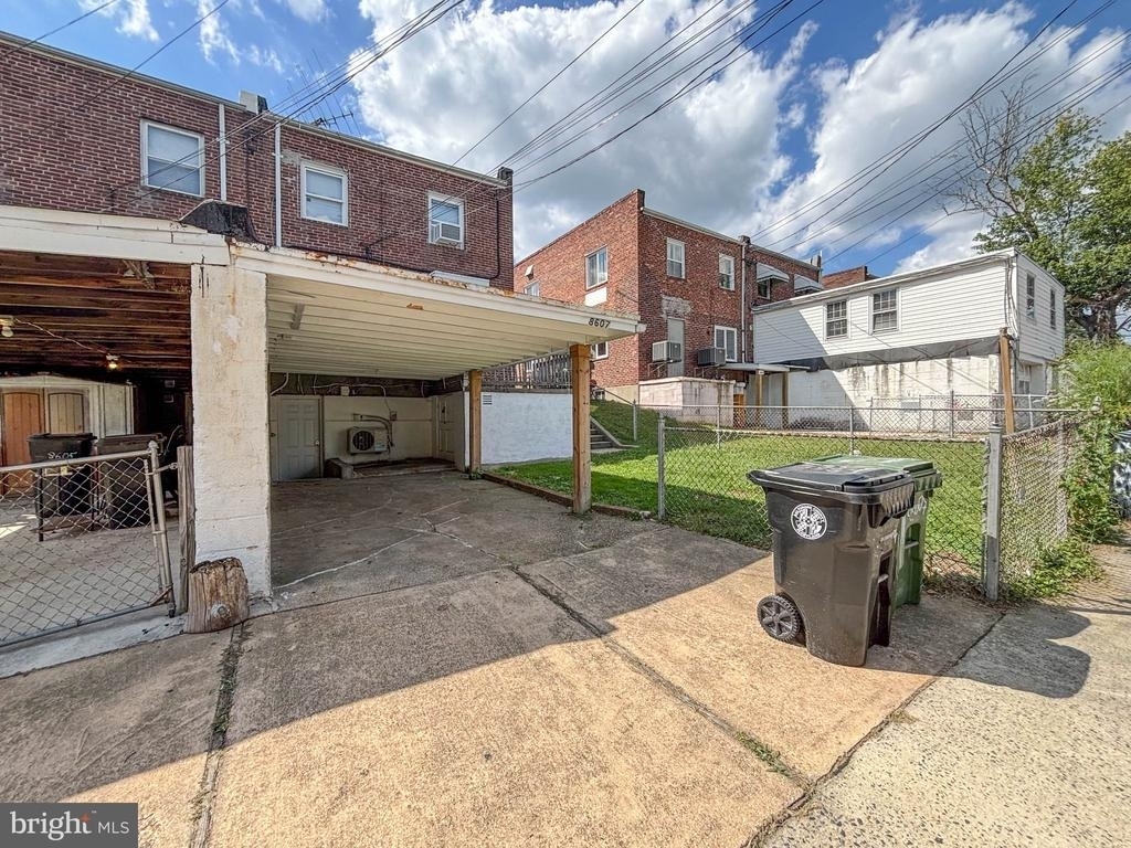 8607 Chestnut Oak Road - Photo 22