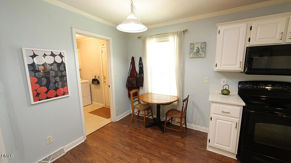 1610 Marly Drive - Photo 7