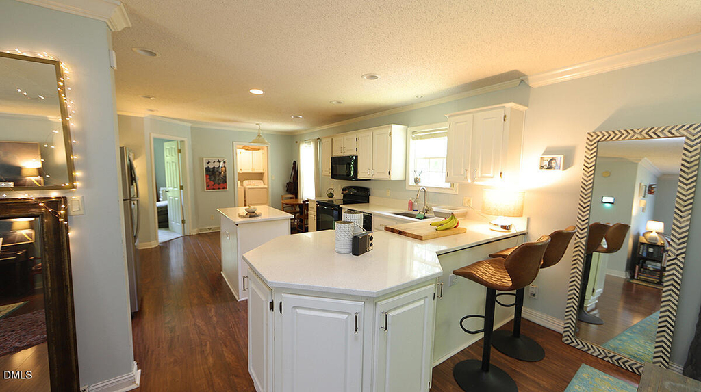 1610 Marly Drive - Photo 4