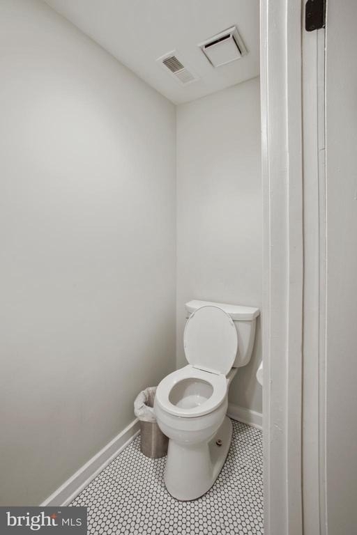 261 Robert Street - Photo 15