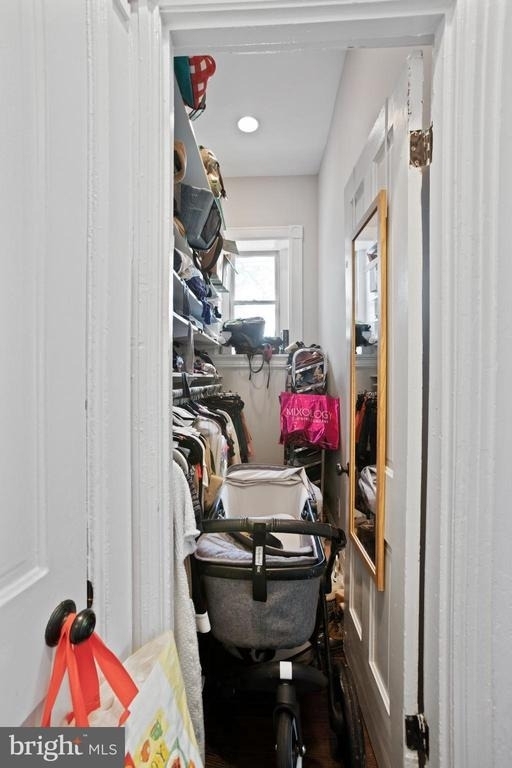 261 Robert Street - Photo 6