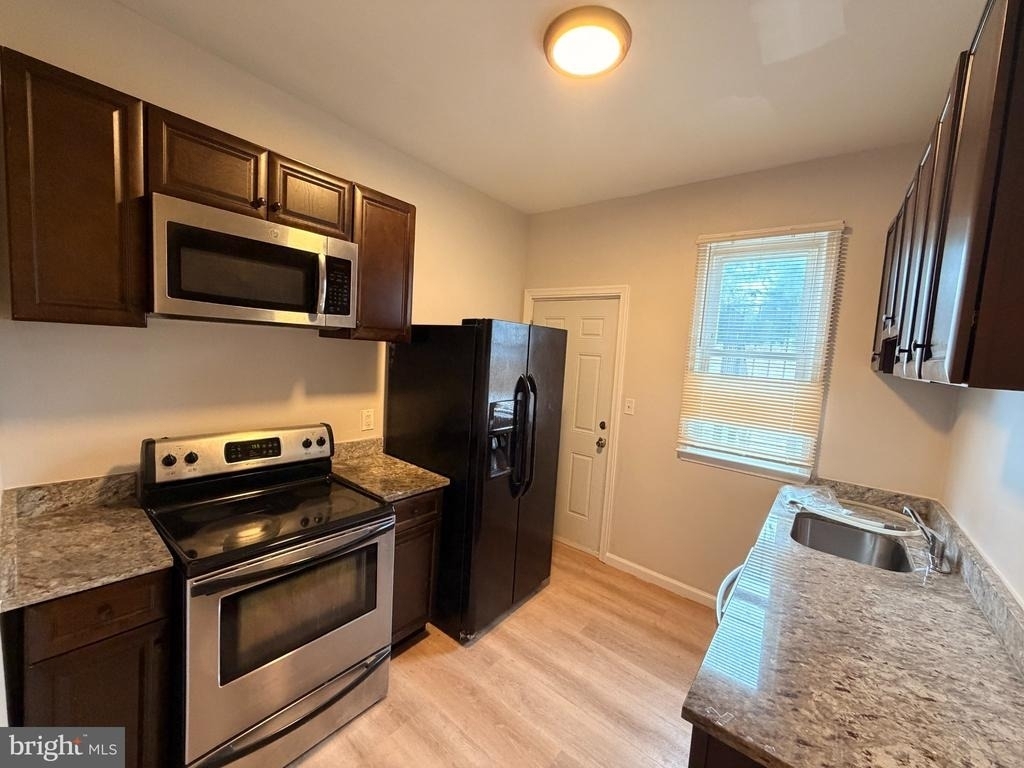4608 York Road - Photo 1