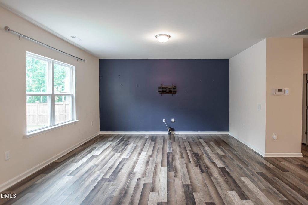 8400 Jordan Meadow Drive - Photo 8