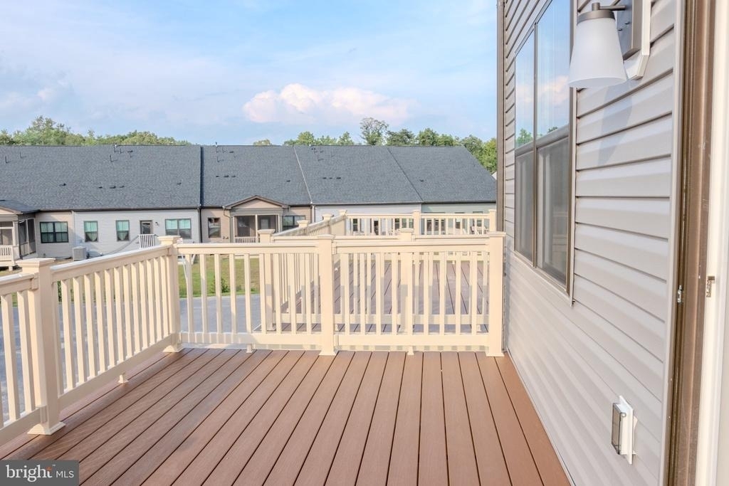 7410 Amega Way - Photo 28