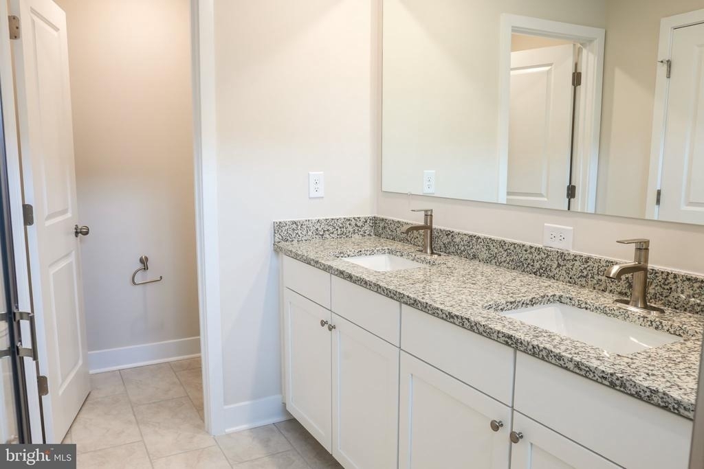 7410 Amega Way - Photo 17