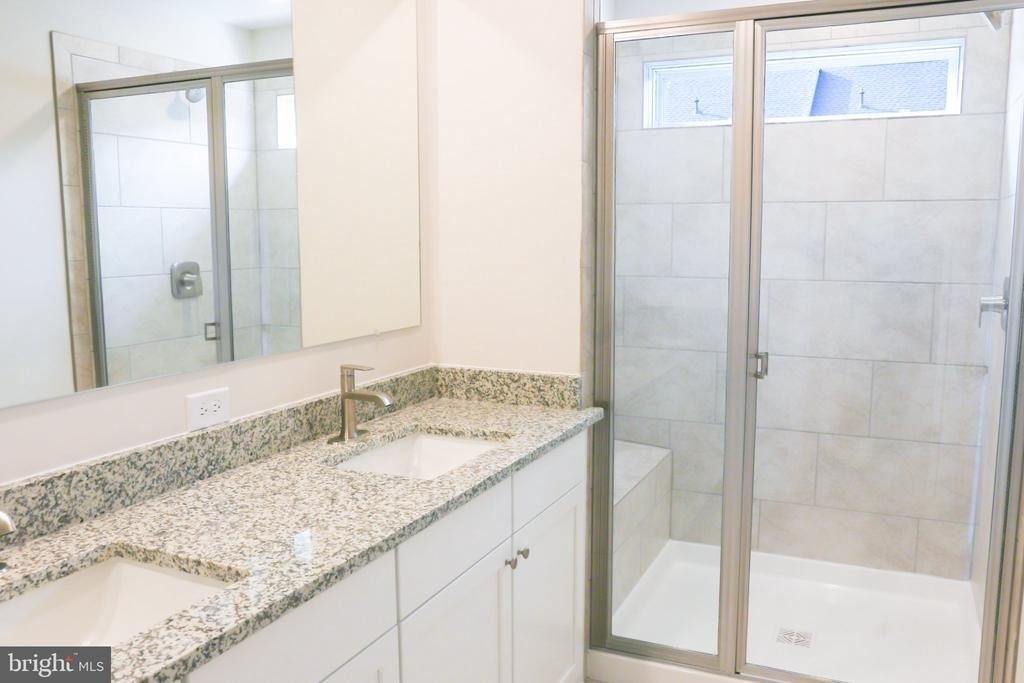 7410 Amega Way - Photo 15