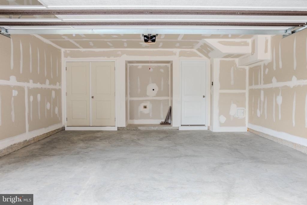7410 Amega Way - Photo 6