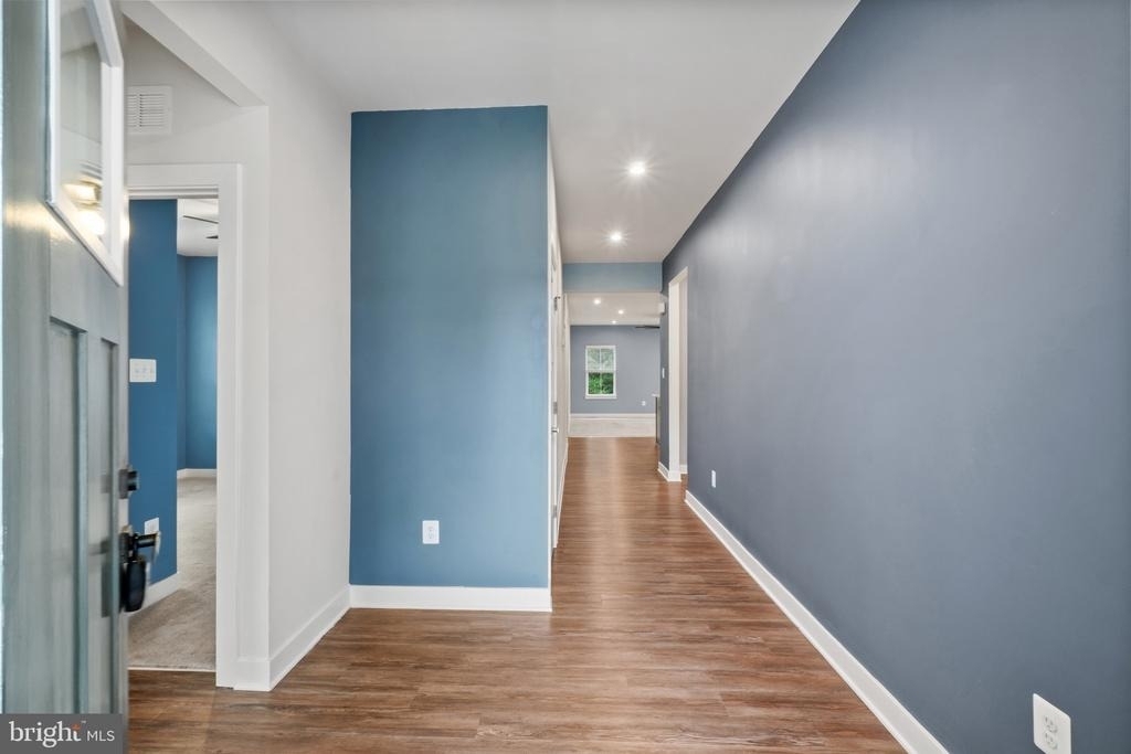 2152 Nottoway Drive - Photo 2