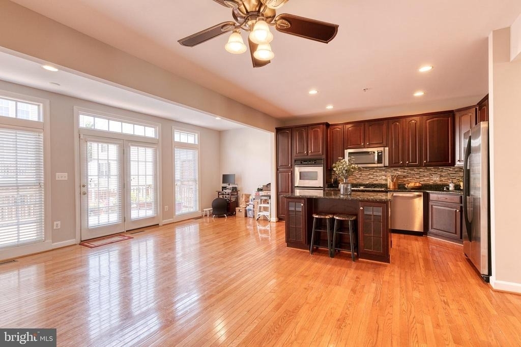 1564 Penzance Way - Photo 11