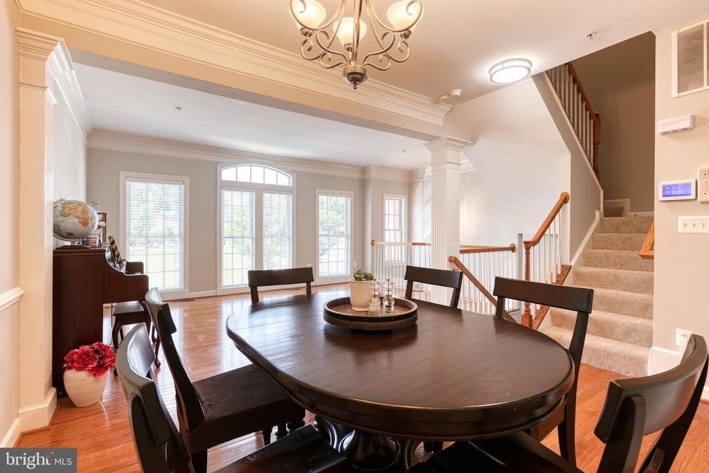 1564 Penzance Way - Photo 8