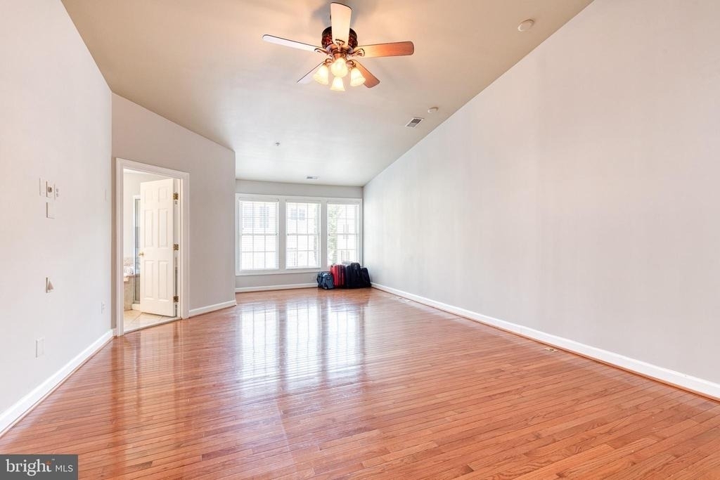 1564 Penzance Way - Photo 18