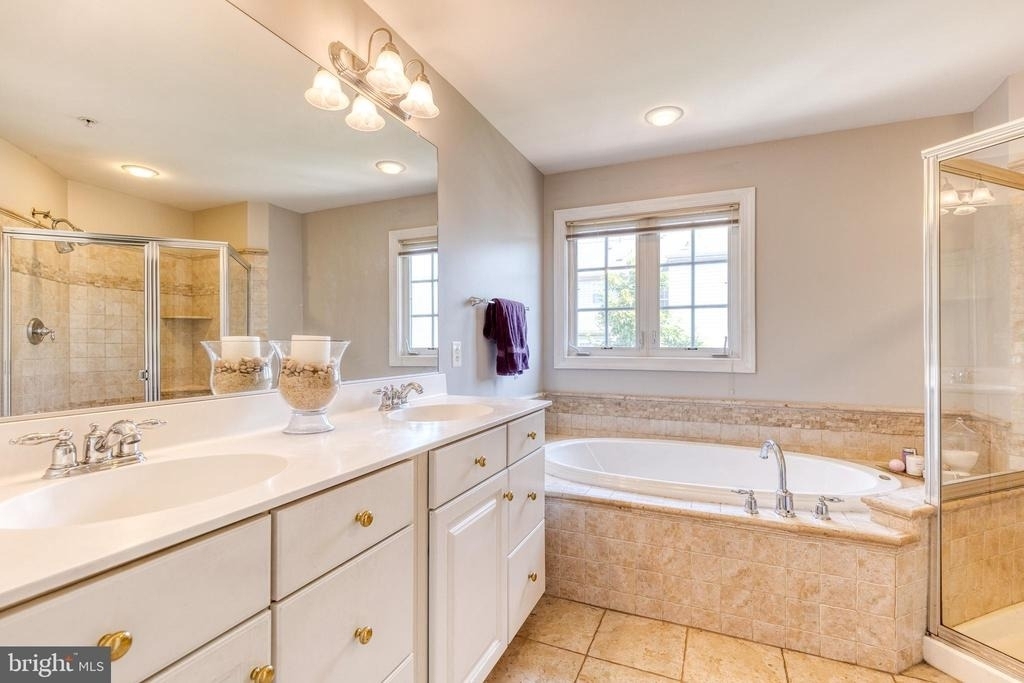 1564 Penzance Way - Photo 20