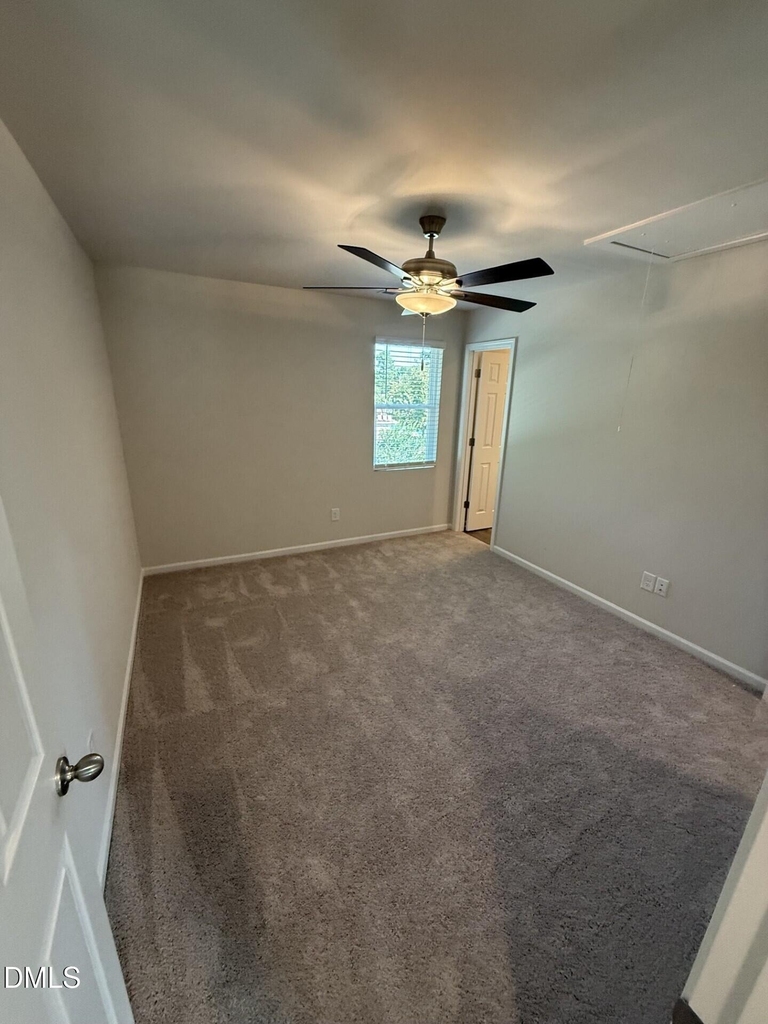 1006 Peony Lane - Photo 9