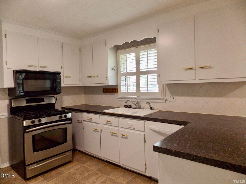 714 Carter Avenue - Photo 7