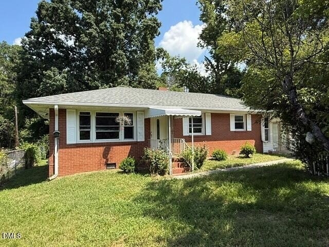 714 Carter Avenue - Photo 0