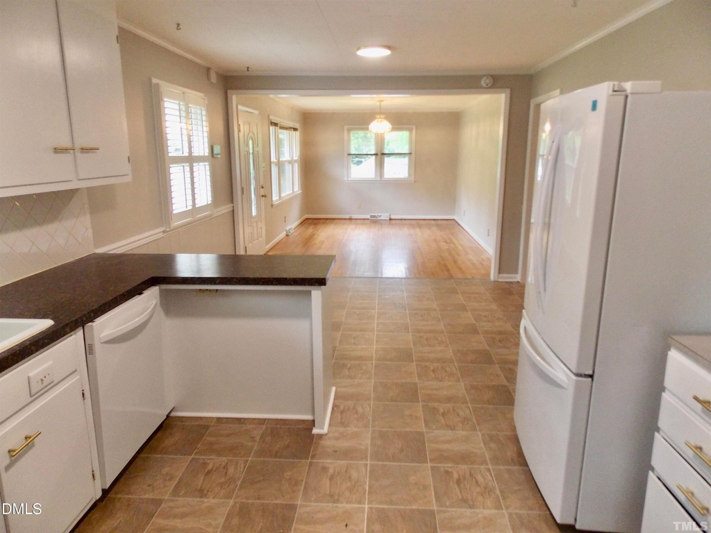 714 Carter Avenue - Photo 11