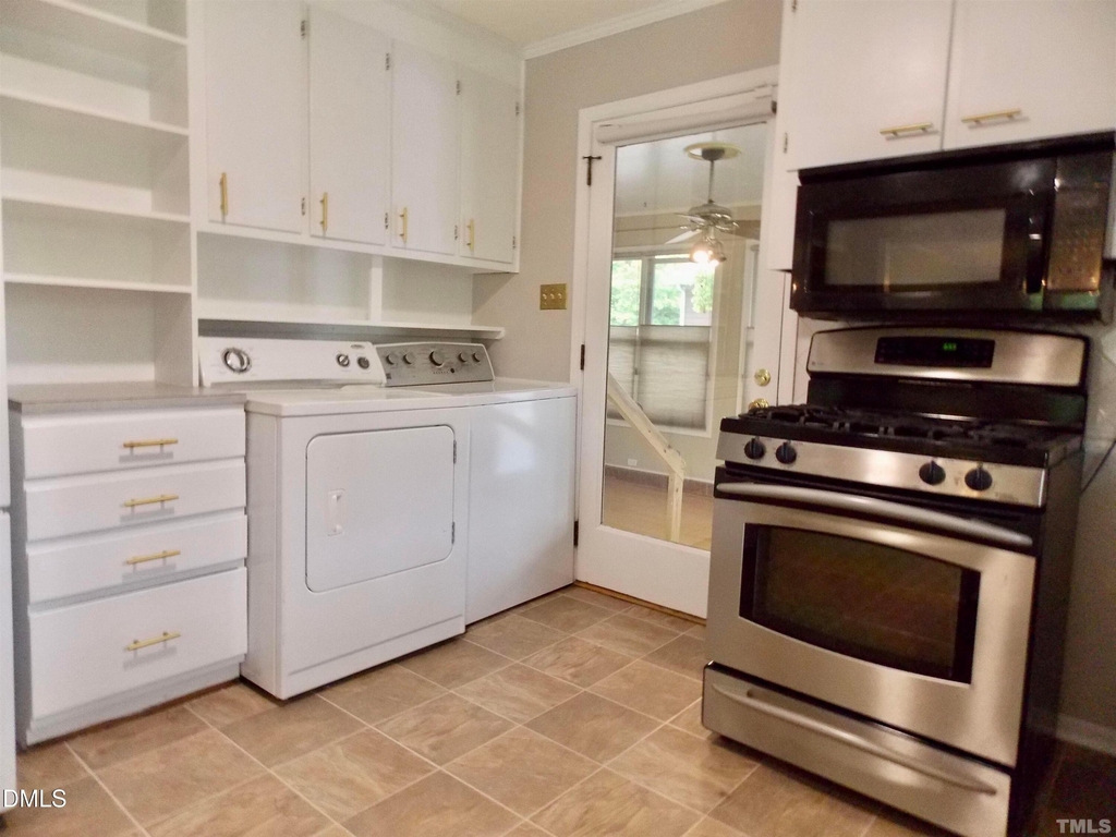 714 Carter Avenue - Photo 9