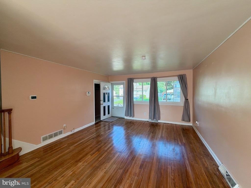 18 Aquilla Avenue - Photo 4