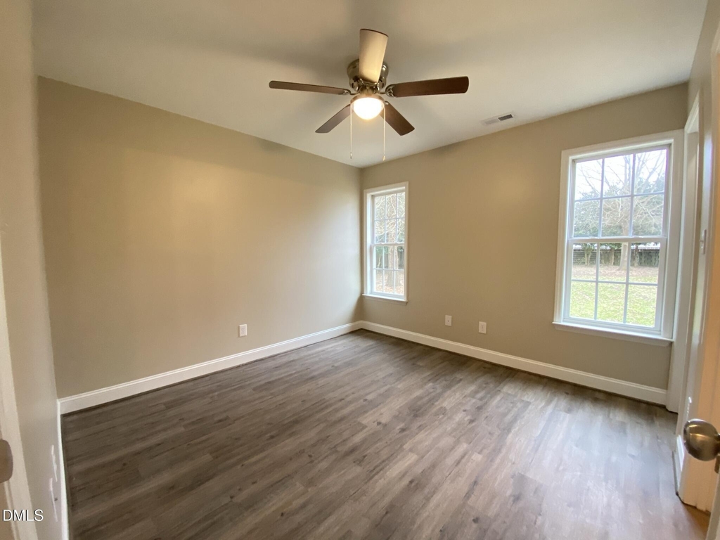 428 E Rose Street - Photo 10