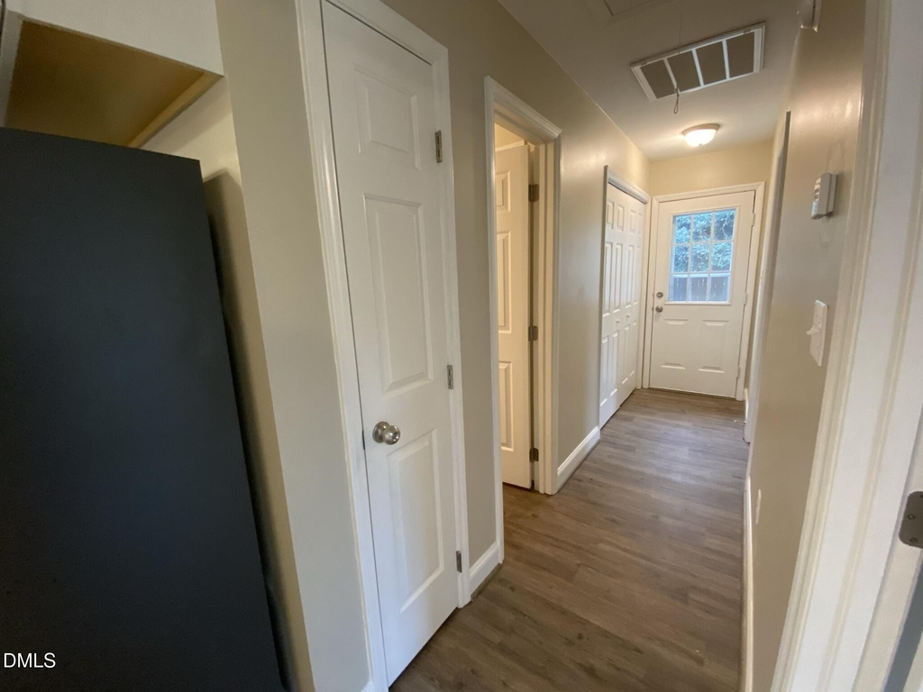 428 E Rose Street - Photo 9